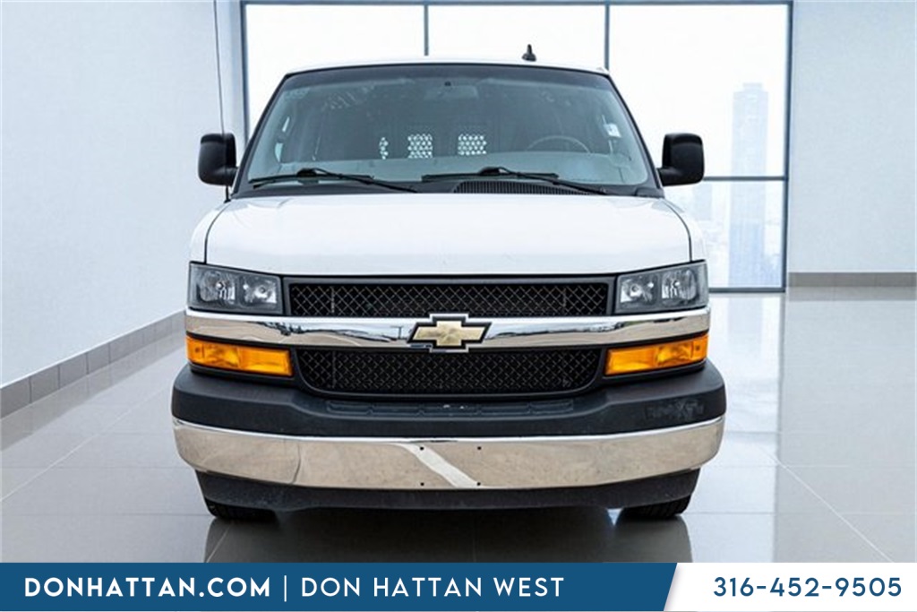 2023 Chevrolet Express 2500 Work Cargo Van photo 33