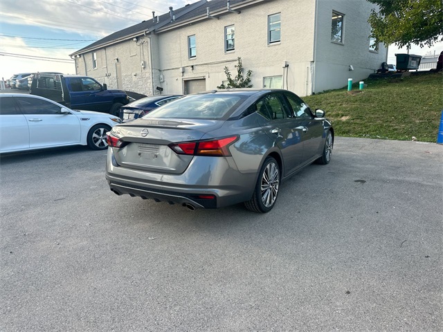 2023 Nissan Altima 2.5 SL photo 5