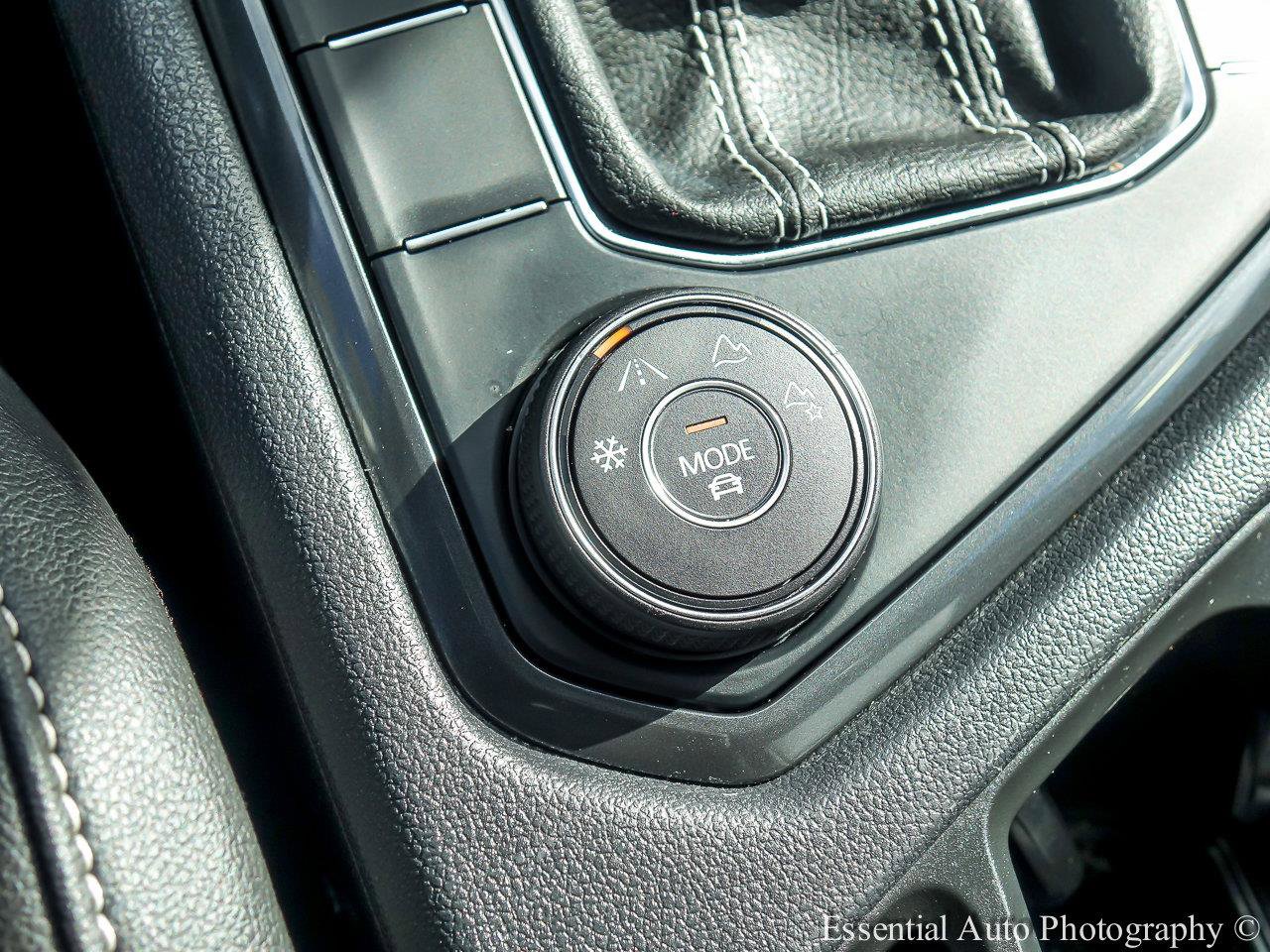 2022 VOLKSWAGEN TIGUAN - Image 15