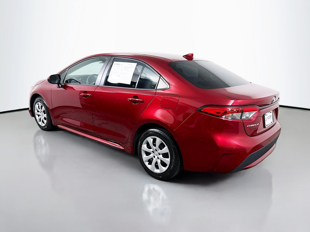 2022 Toyota Corolla LE photo 5
