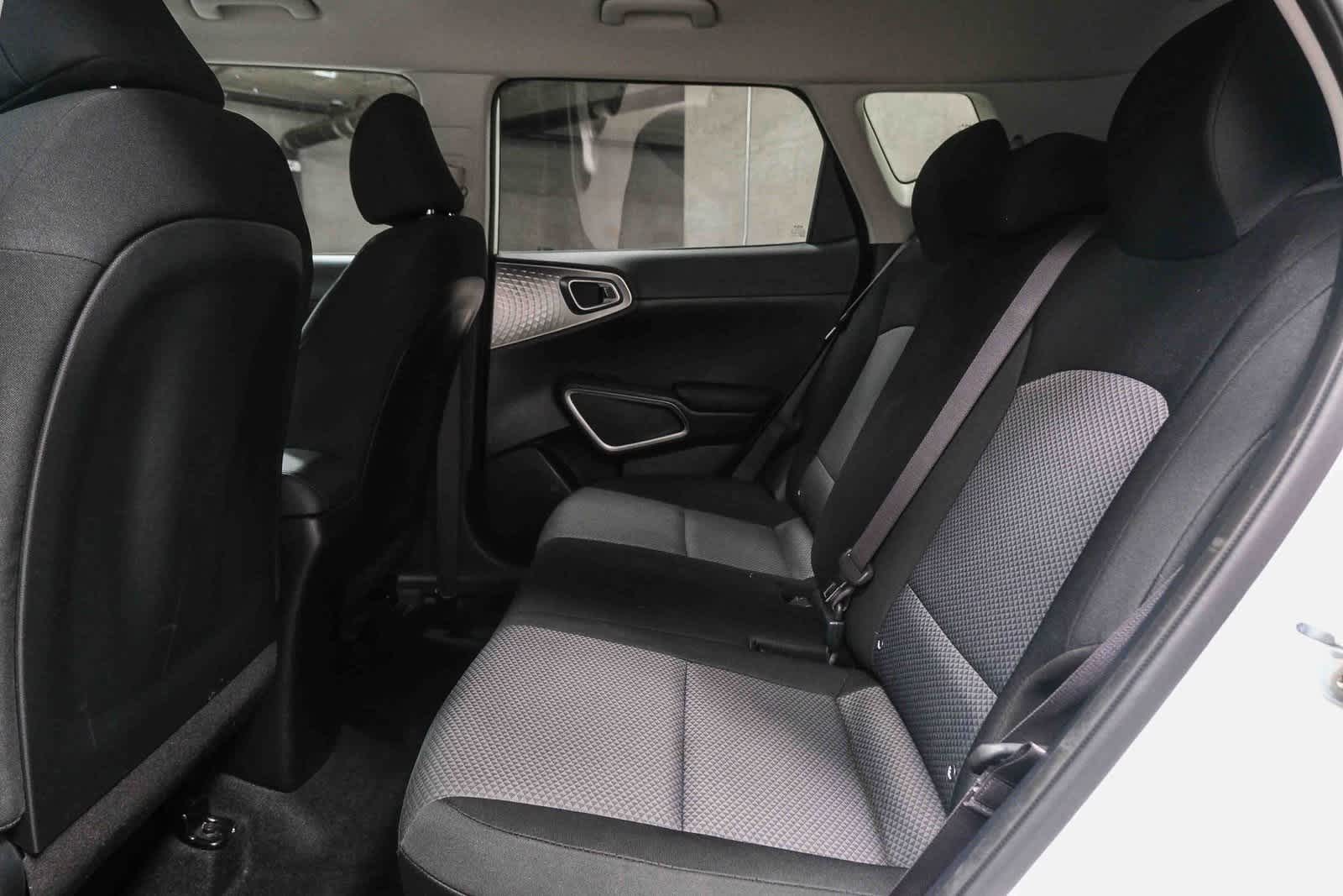 2023 Kia Soul LX photo 15