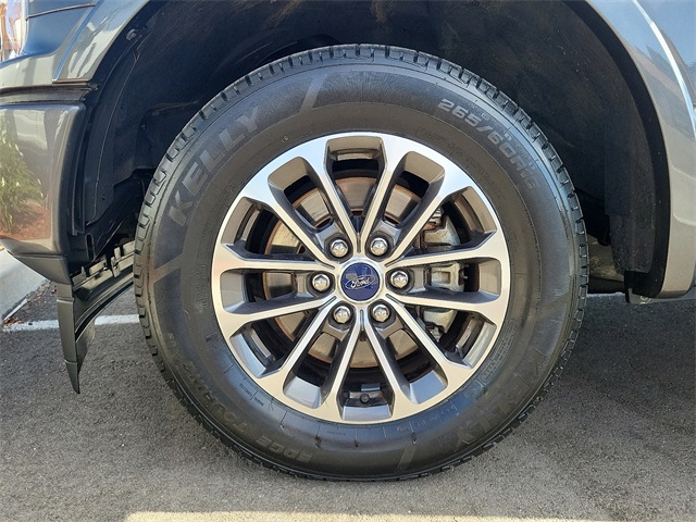 2019 Ford F-150 XLT photo 28