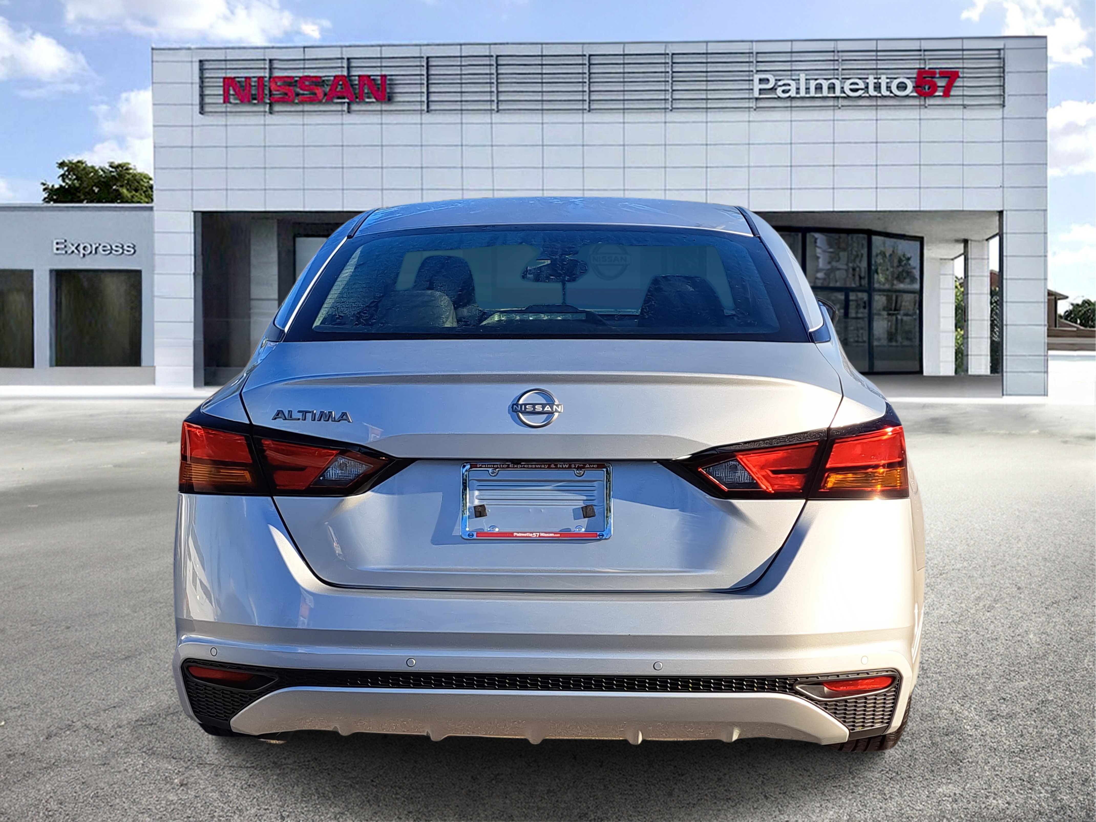 2023 Nissan Altima 2.5 S photo 4