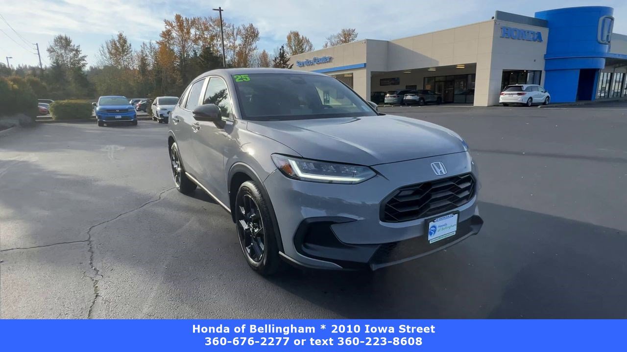 2025 Honda HR-V Sport photo 2