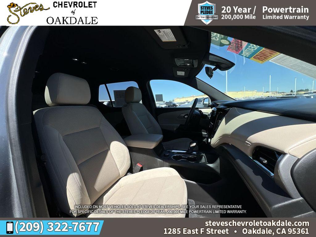 2023 Chevrolet Traverse LS photo 21