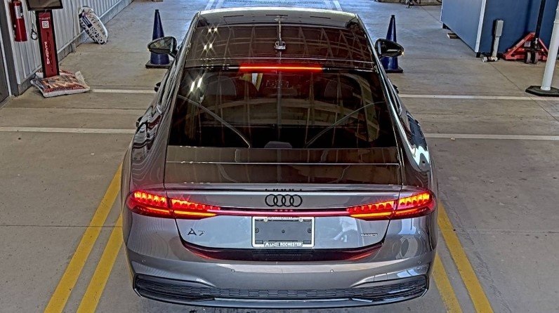 2025 Audi A7 55 Premium Plus photo 5