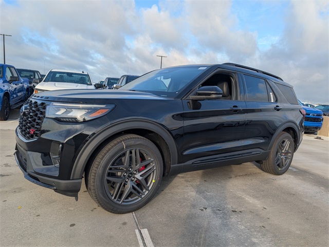 2026 Ford Explorer ST photo 2