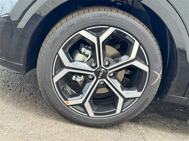 2025 Kia Niro EX Touring photo 11