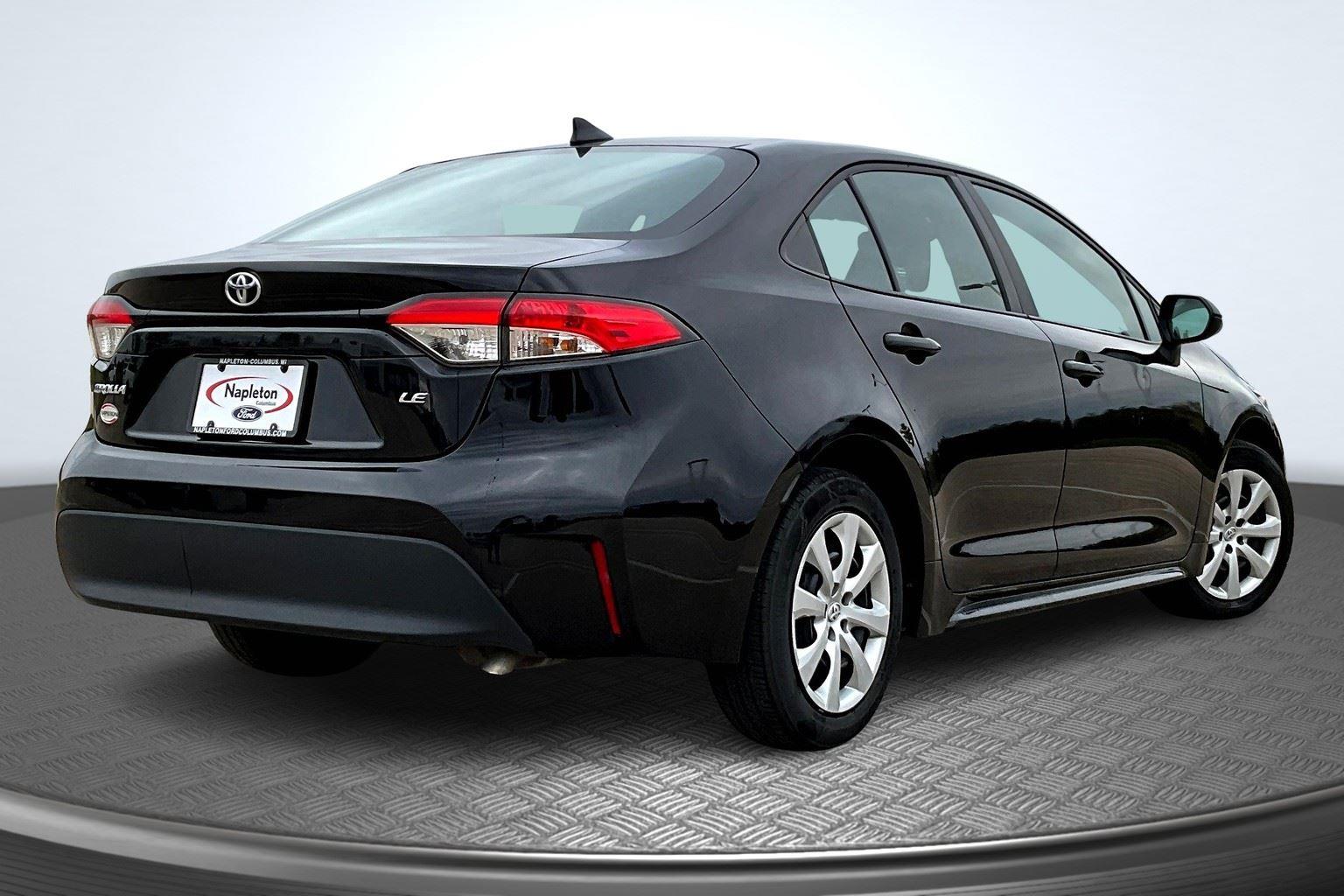 Used 2023 Toyota Corolla LE with VIN 5YFB4MDEXPP021545 for sale in Columbus, WI