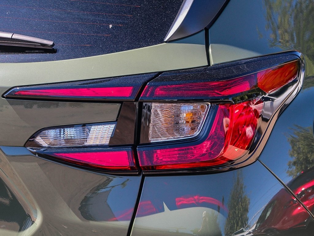 2025 Subaru Crosstrek Limited photo 9
