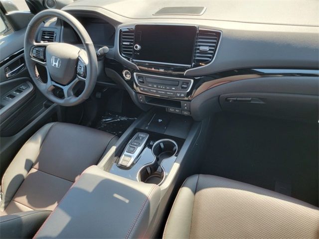 2025 Honda Ridgeline Black Edition photo 15