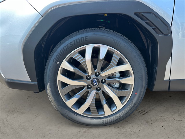 2025 Subaru Forester Touring photo 14