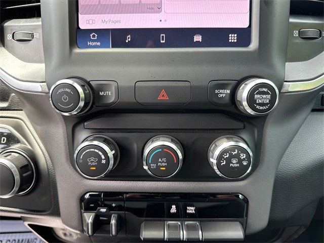 2024 Ram 2500 Big Horn photo 17