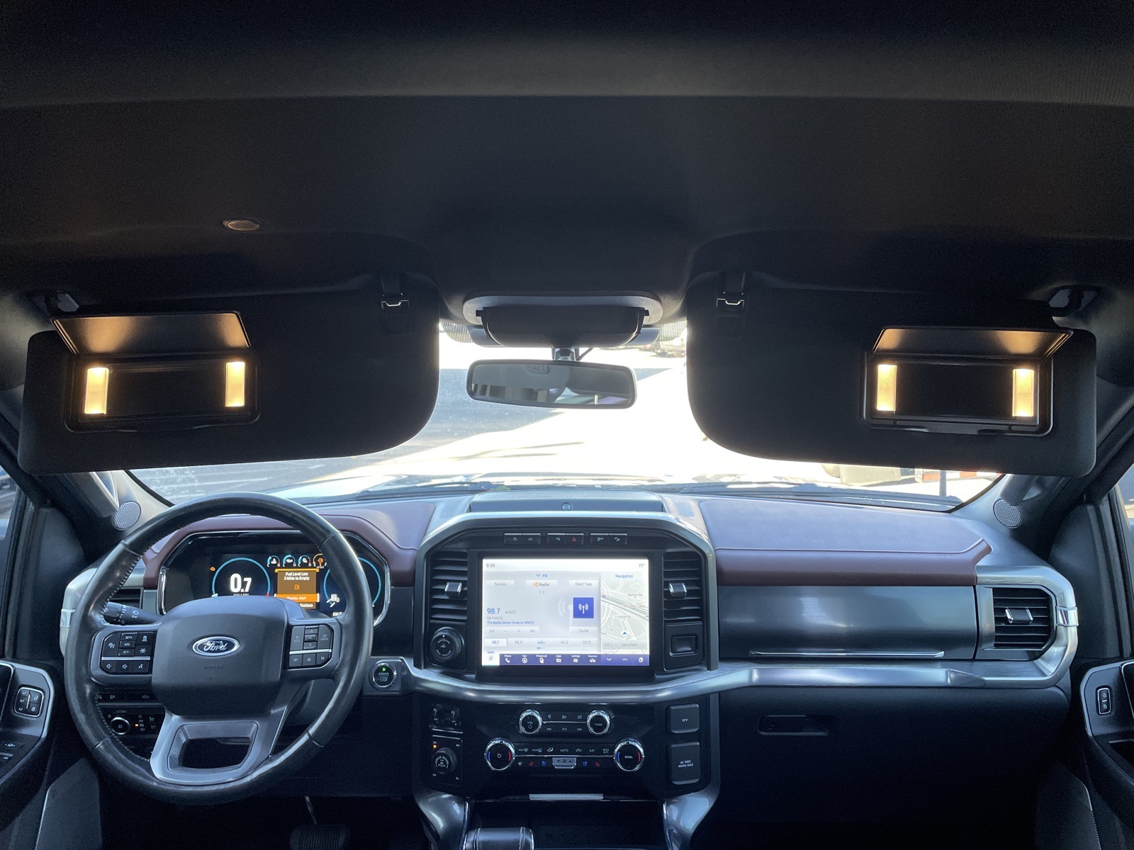 2023 Ford F-150 Lariat photo 3