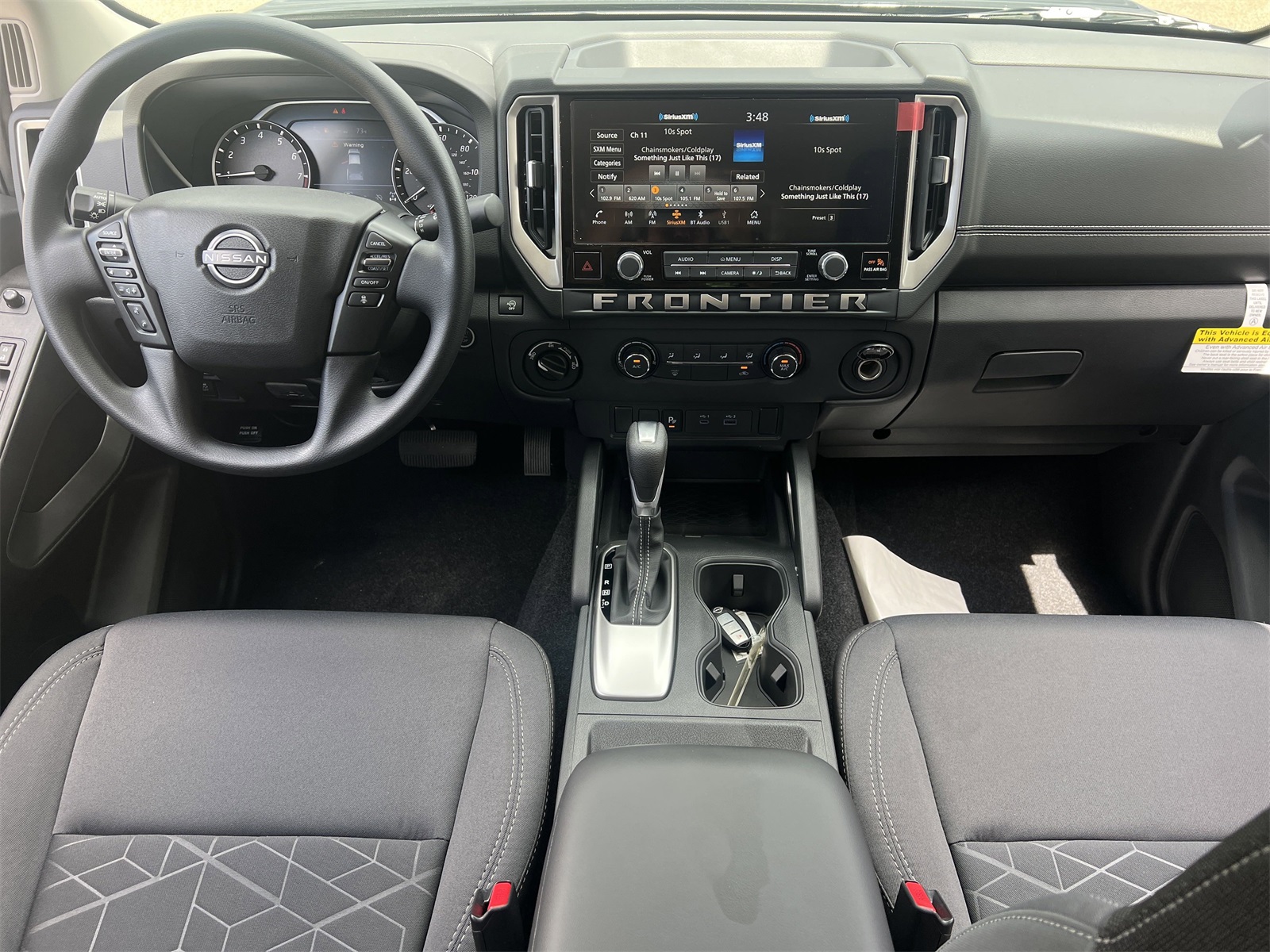 2025 Nissan Frontier SV photo 3