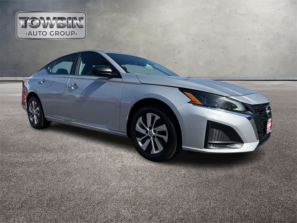 2024 Nissan Altima 2.5 S photo 2