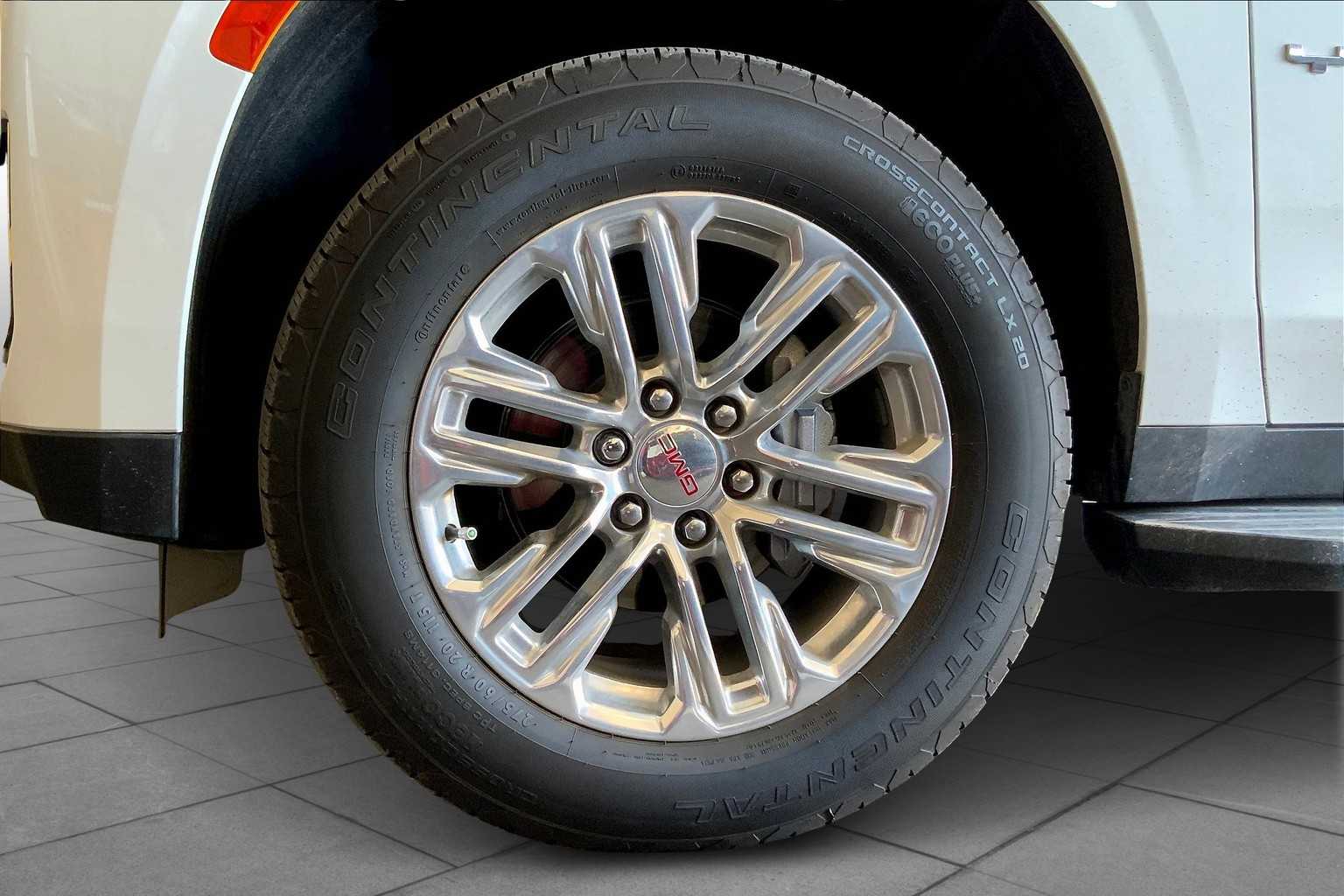 2024 Gmc Yukon SLE photo 10