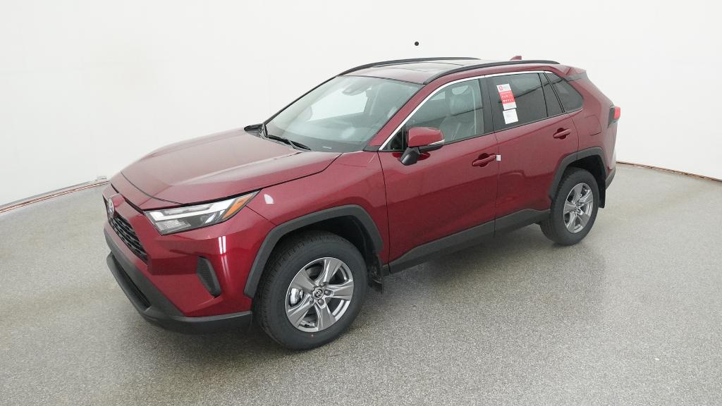 2025 Toyota RAV4 XLE's photo