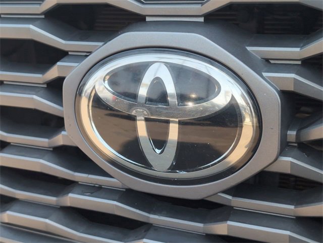 2020 Toyota Tacoma TRD Off-Road photo 18