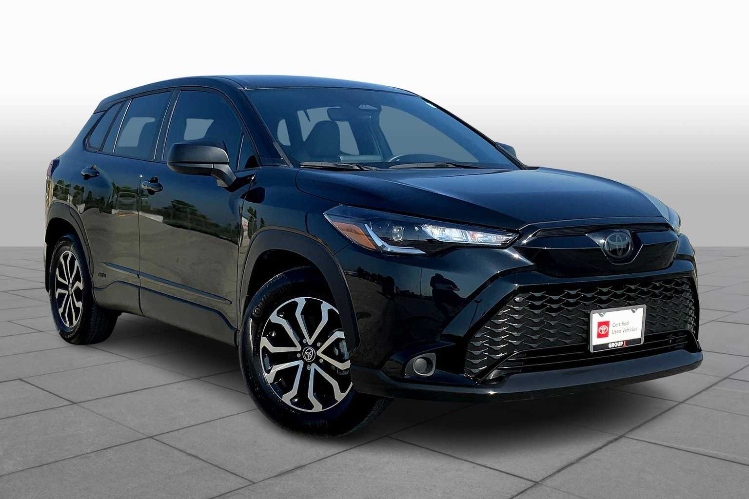 2024 Toyota Corolla Cross Hybrid S photo 2