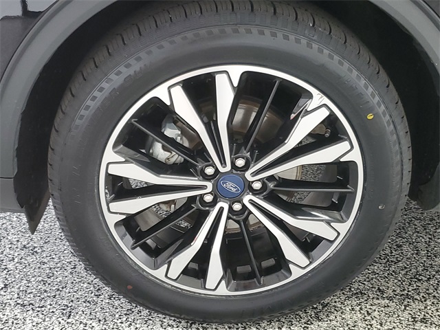 2022 Ford Escape SE photo 4