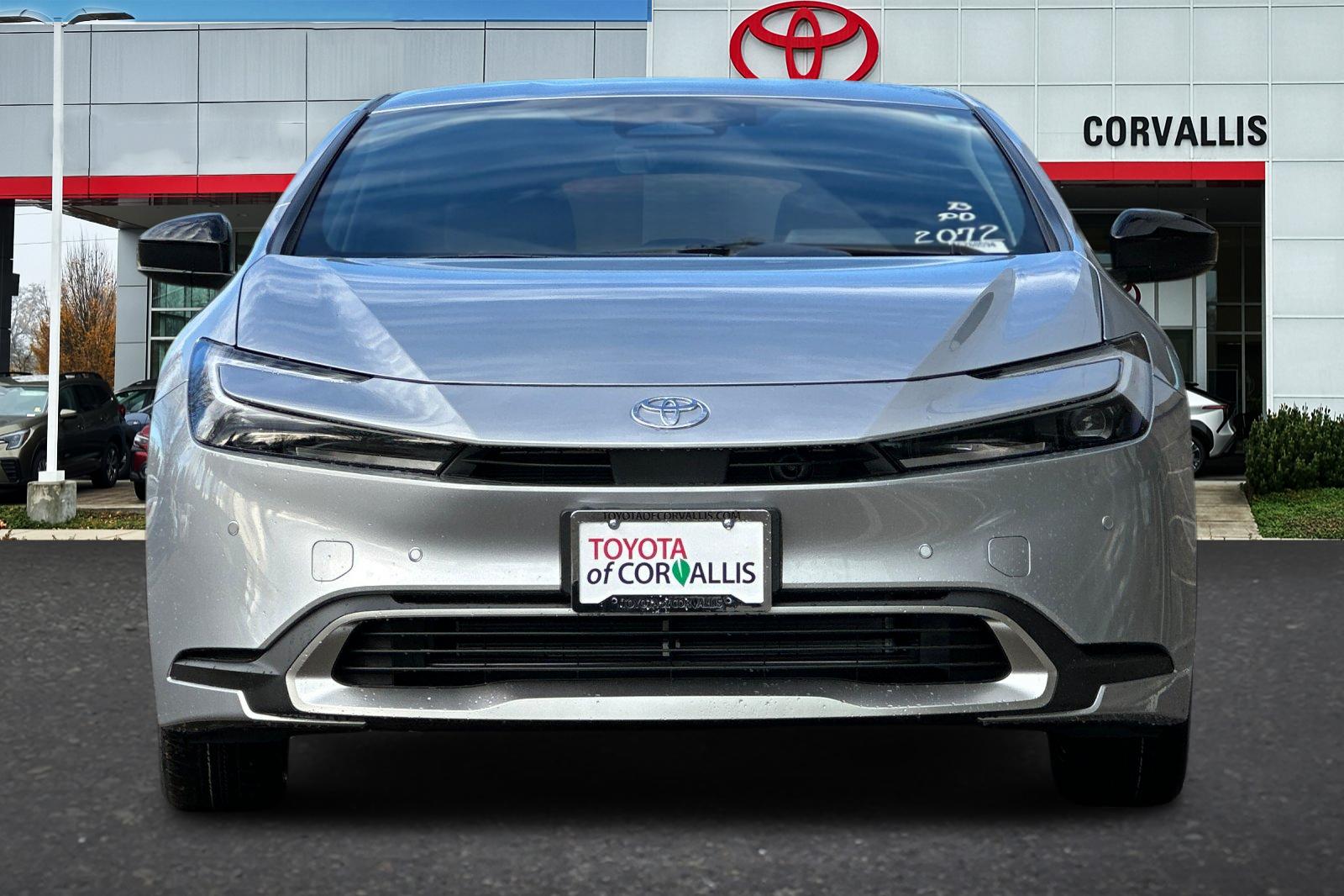 2026 Toyota Prius Plug-in Hybrid SE photo 2