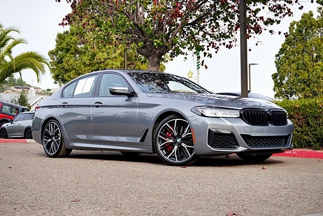 2023 BMW 5 Series 540i's photo
