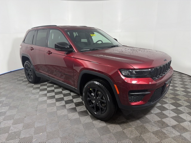 2025 Jeep Grand Cherokee Altitude's photo