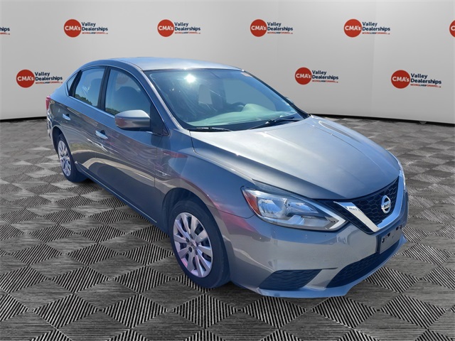 2016 Nissan Sentra S photo 5