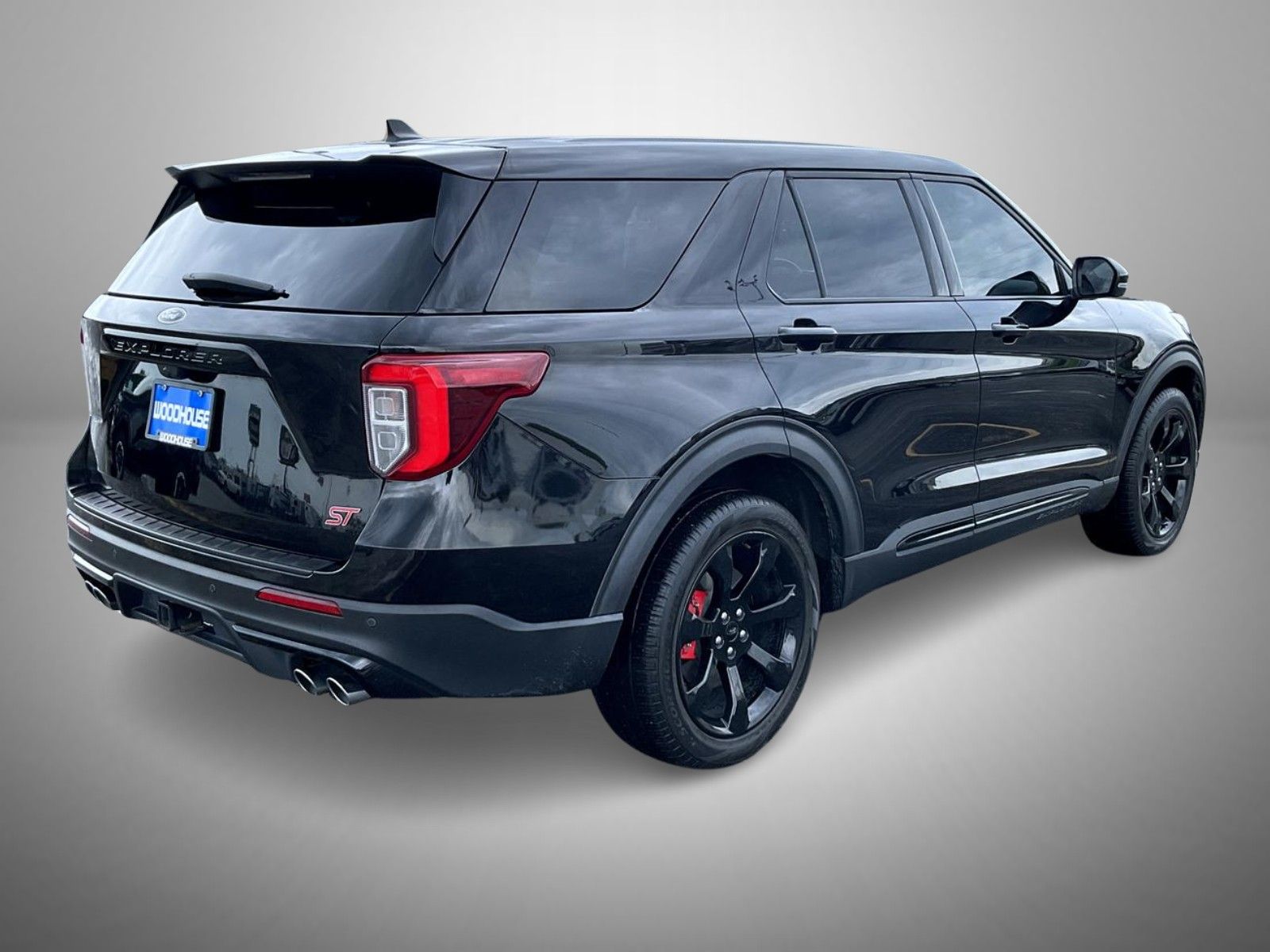 2022 Ford Explorer ST photo 3