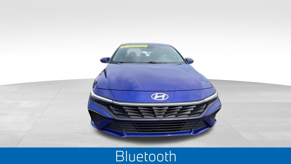 2024 Hyundai Elantra SEL photo 5