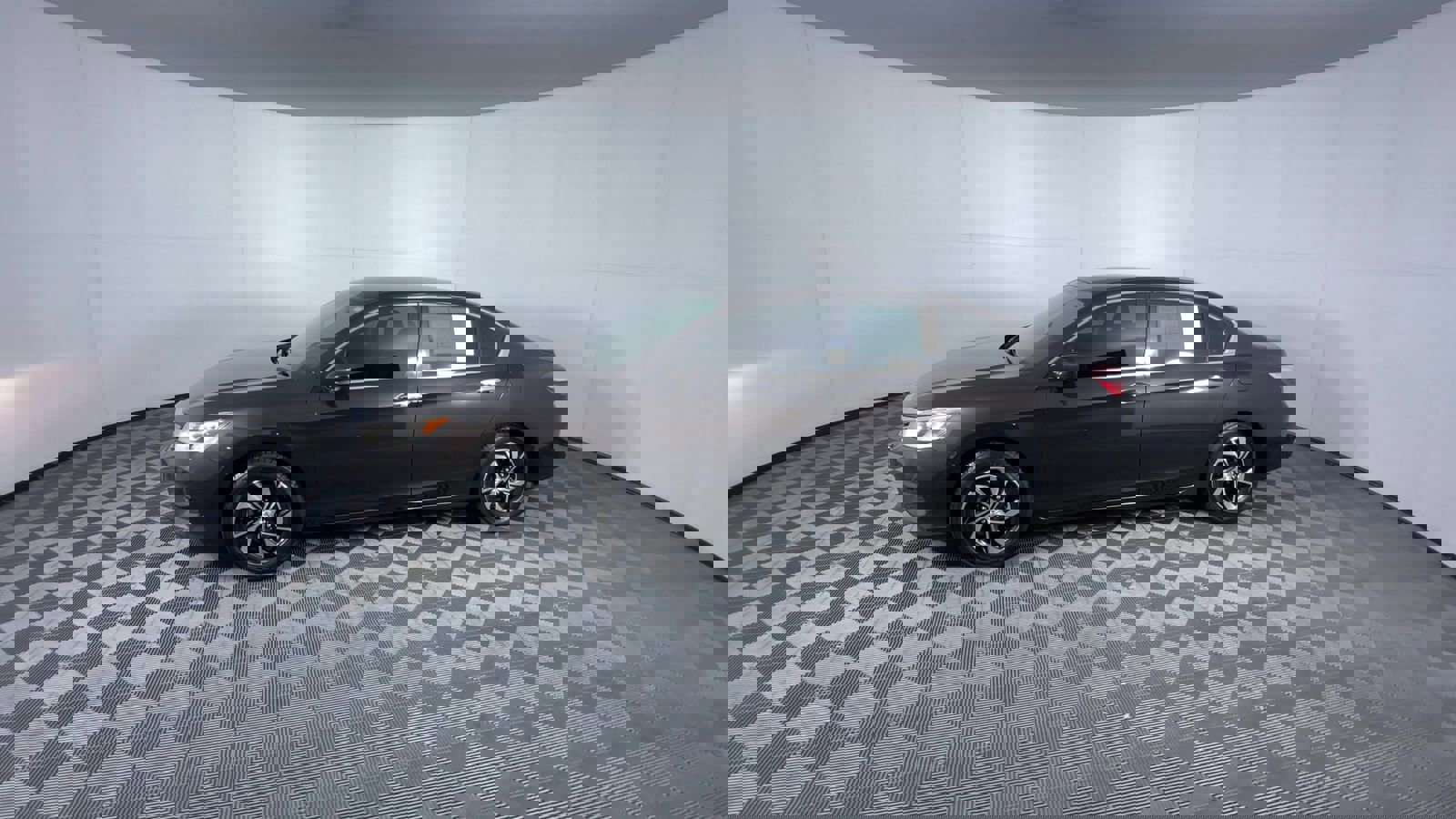 2016 Honda Accord LX photo 4