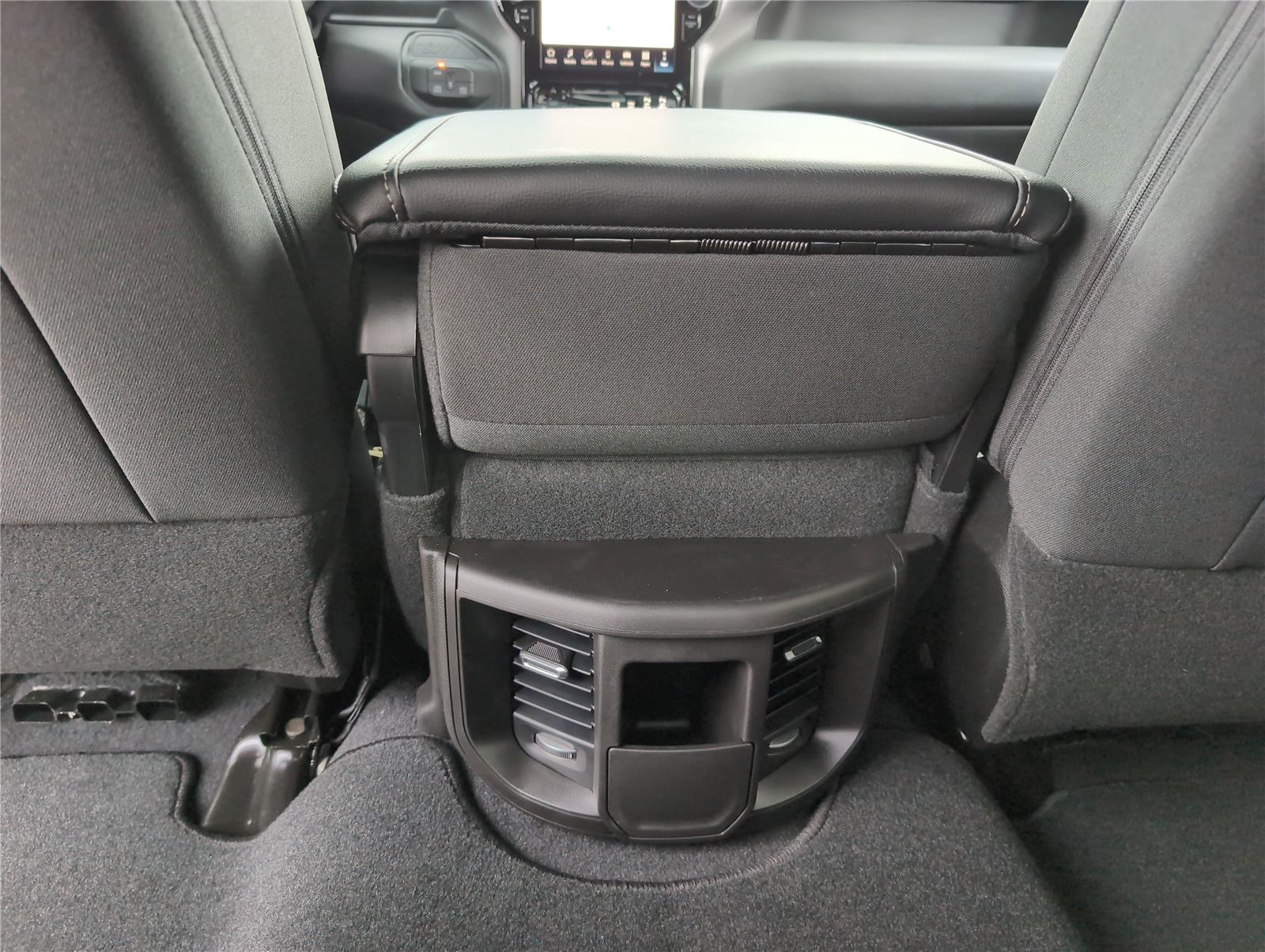 2025 Ram 2500 Tradesman photo 26