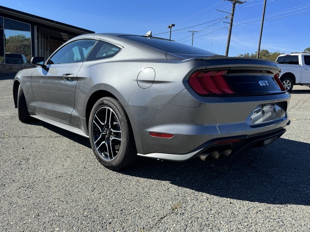 2021 Ford Mustang GT photo 3