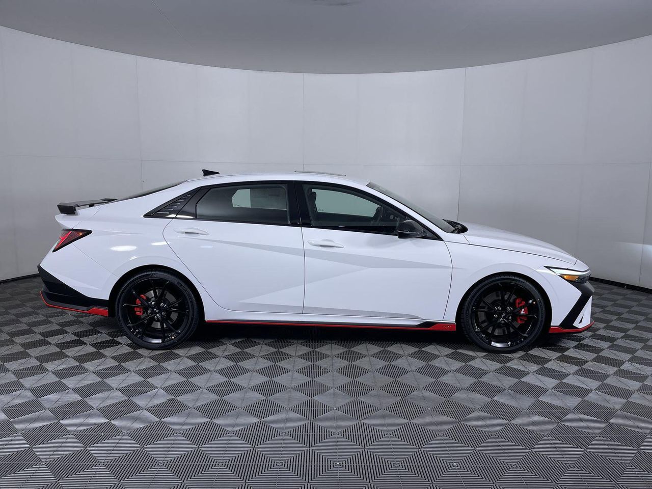 2025 Hyundai Elantra N photo 4
