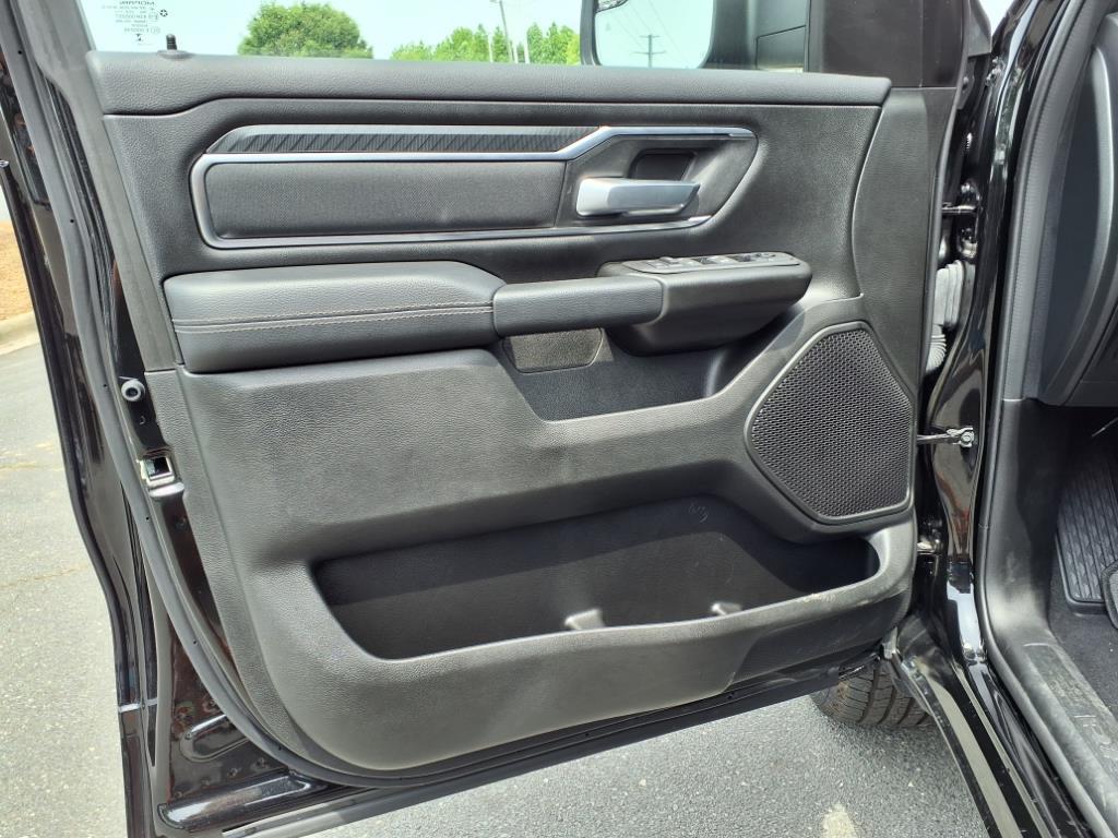 2025 Ram 1500 Big Horn photo 4