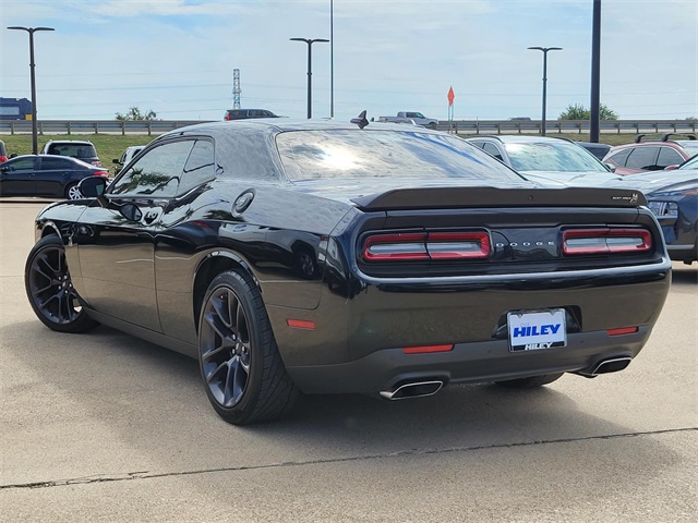 2022 Dodge Challenger R/T Scat Pack photo 3