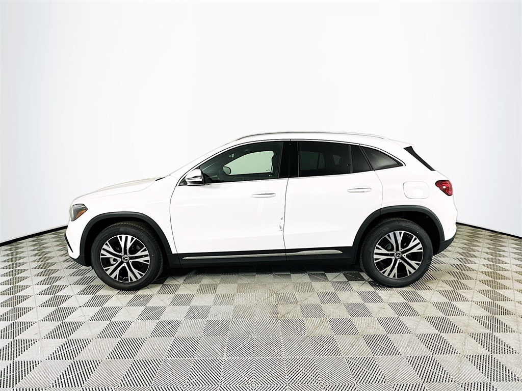 2026 Mercedes Benz GLA 250 photo 4