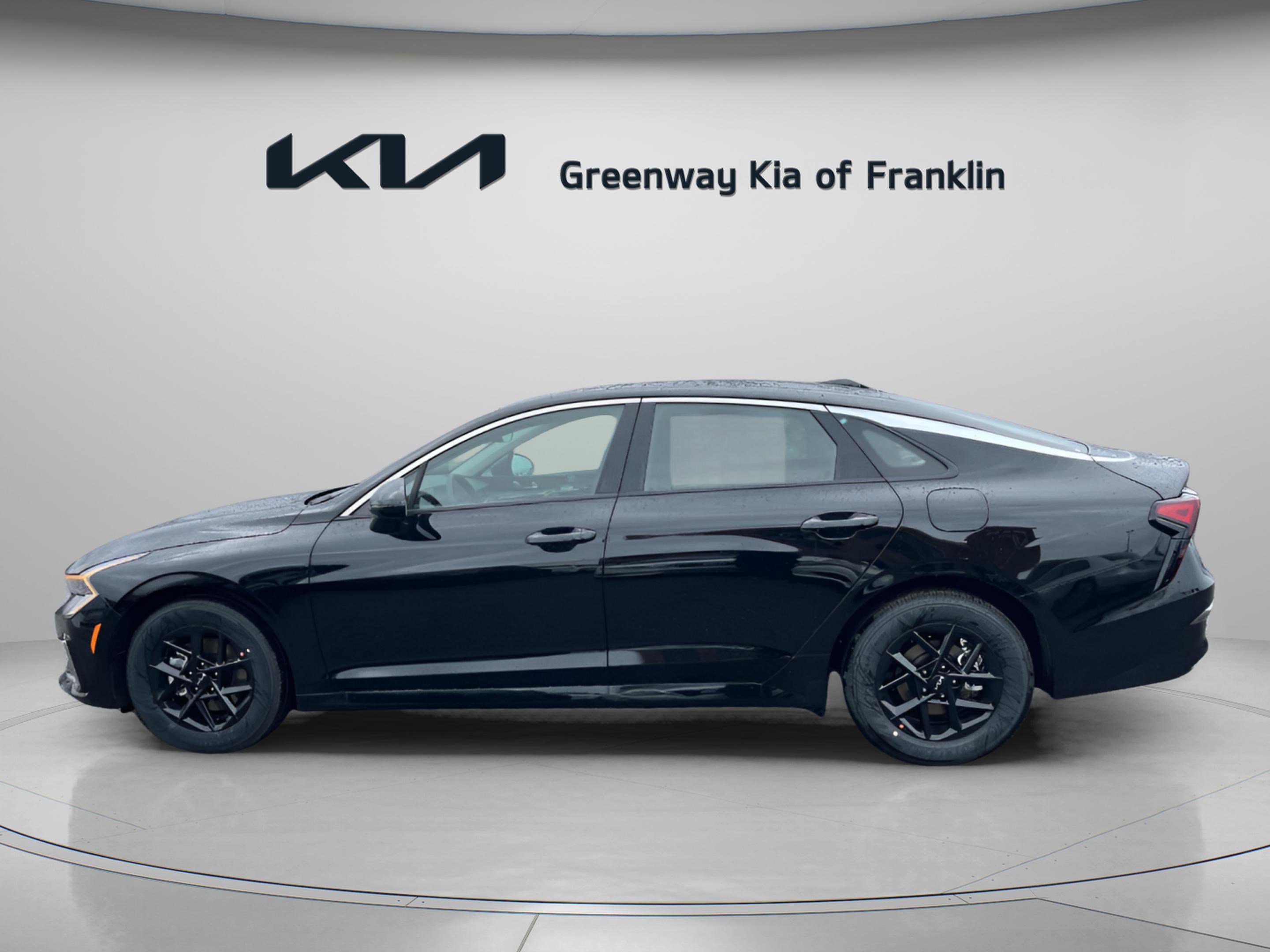 2026 Kia K5 LXS photo 4