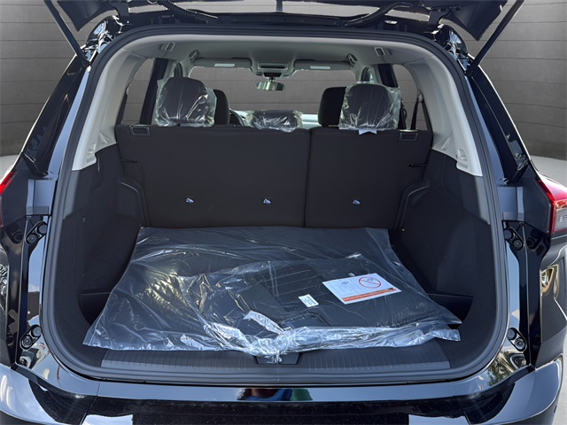 2026 Nissan Rogue S photo 12