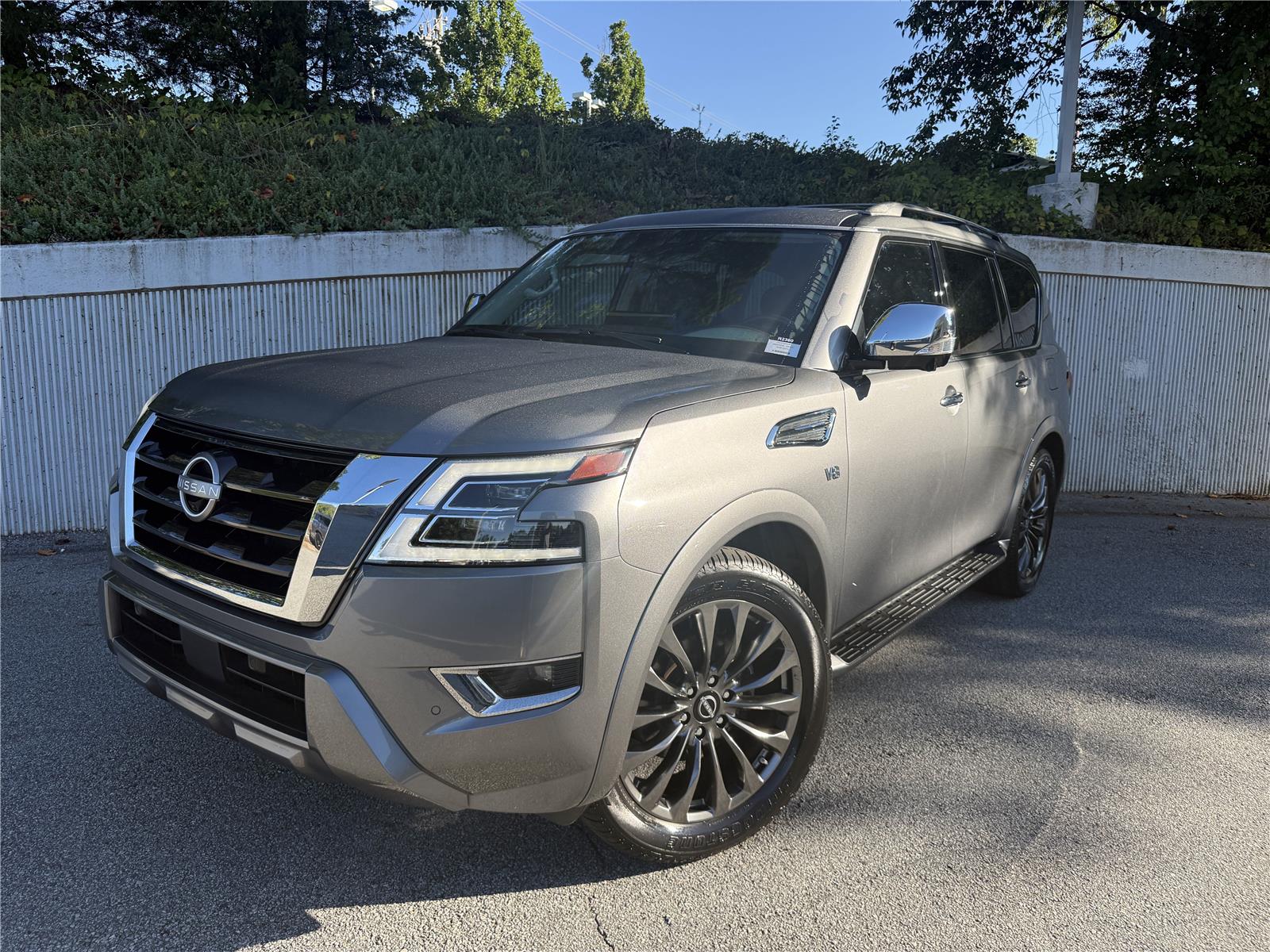 2022 Nissan Armada Platinum photo 2