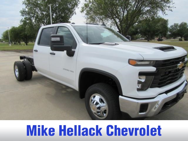 2026 Chevrolet Silverado 3500HD Work Truck's photo