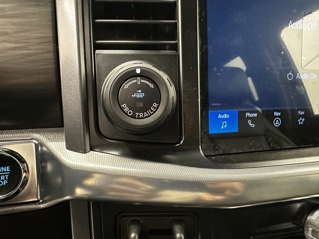 2025 Ford F-150 Lariat photo 29