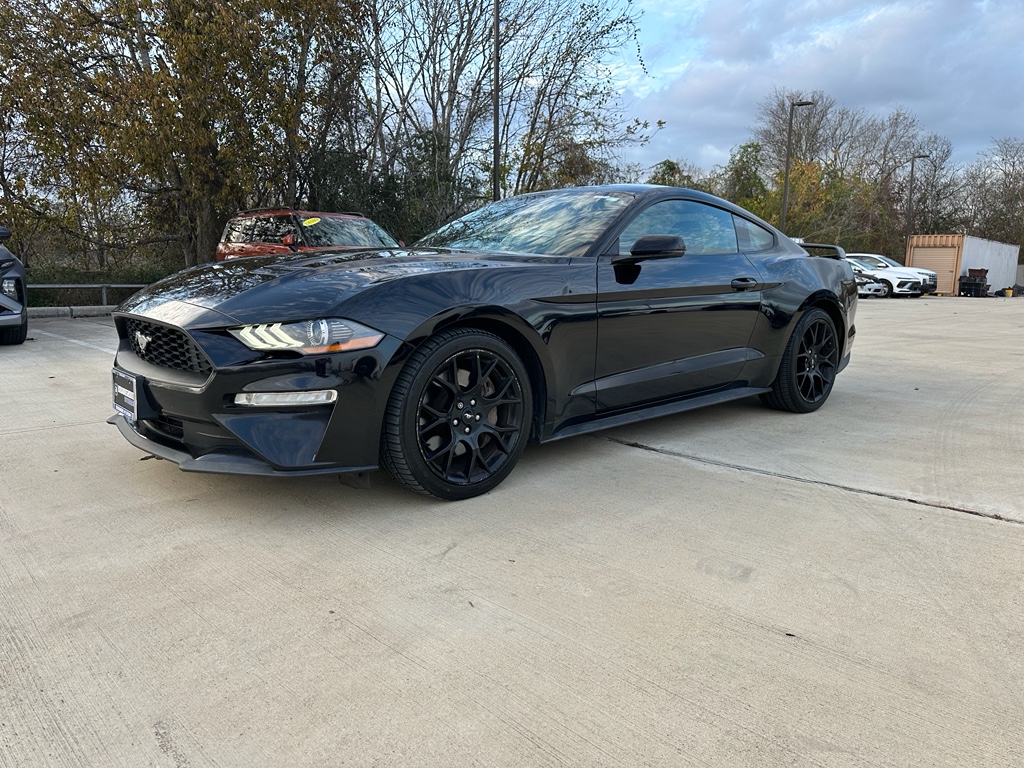 2019 Ford Mustang EcoBoost Premium's photo