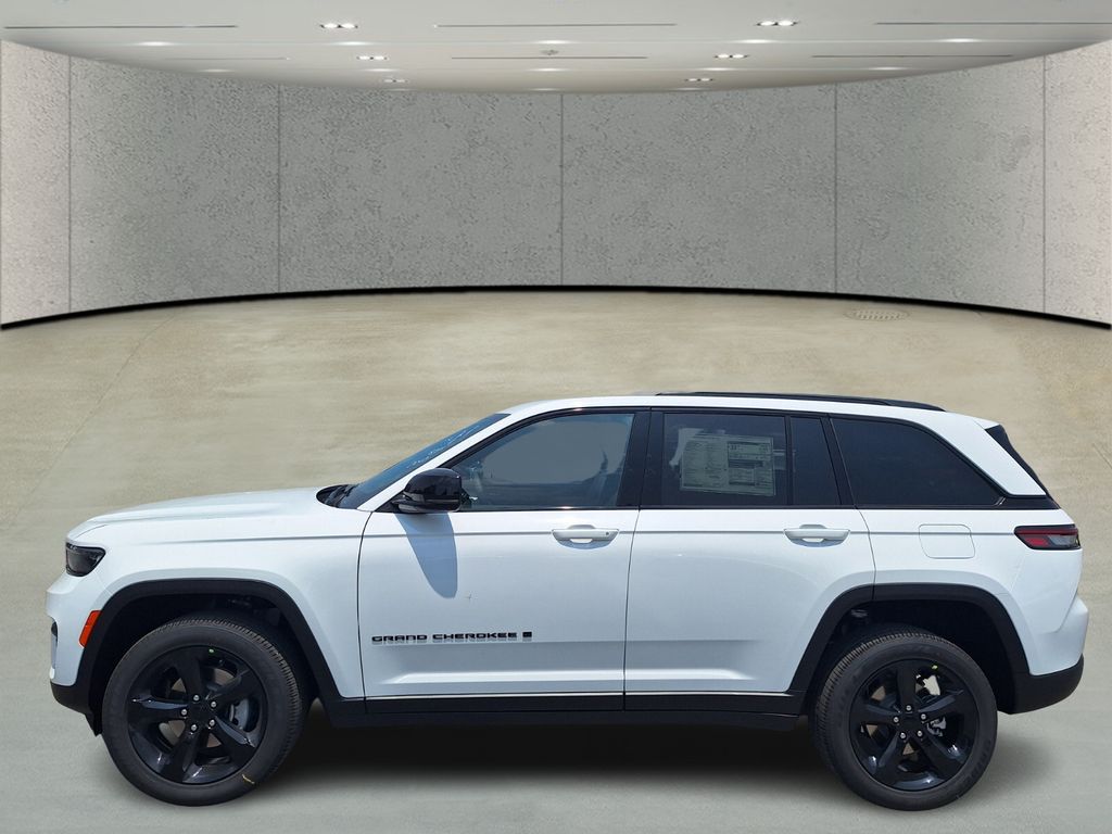 2024 Jeep Grand Cherokee Altitude X photo 2