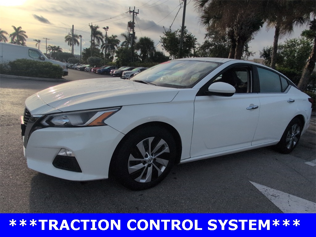 2020 Nissan Altima 2.5 S photo 4