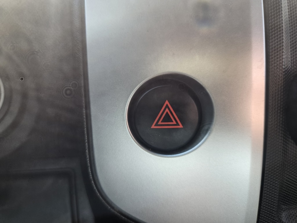2012 Nissan Frontier PRO-4X photo 19