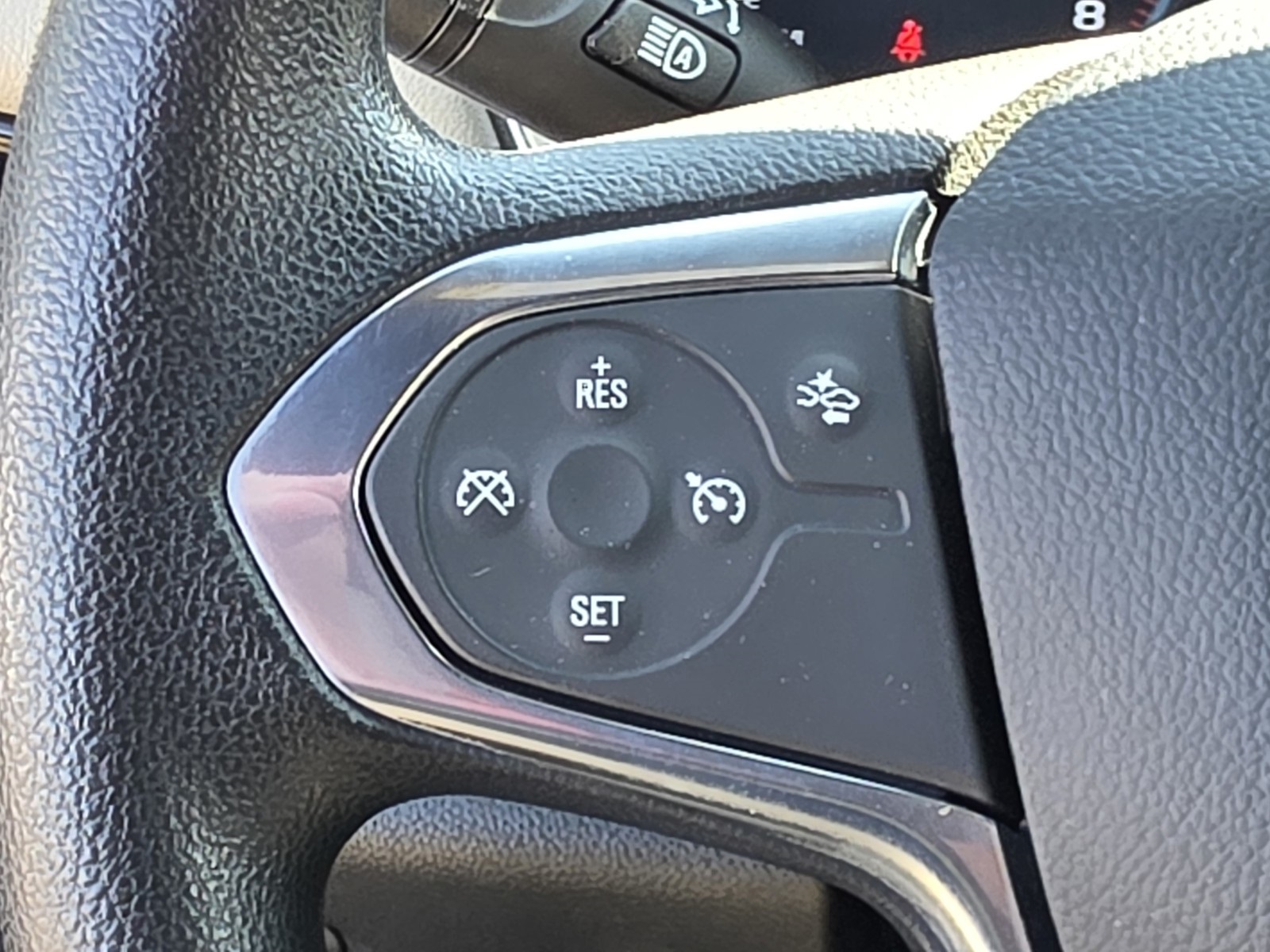 2023 Chevrolet Traverse LS photo 29