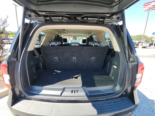 2024 Ford Expedition XLT photo 19
