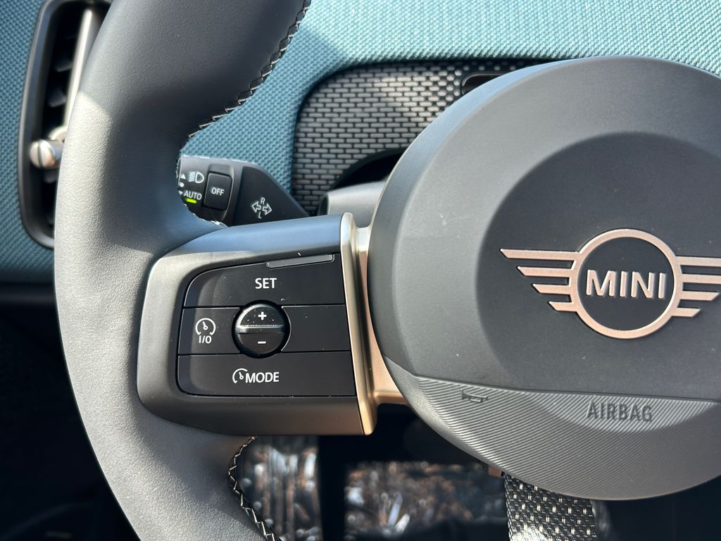 2025 Mini Countryman SE ALL4 photo 18